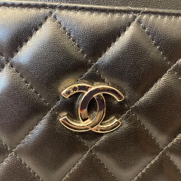 SOLD Chanel 2020 Multi Pochette - Picture 11 of 14